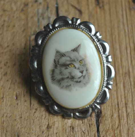 Vintage Cat Brooch By Sjmartcollectables On Etsy Vintage Cat Brooch