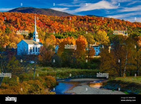 Fall Foliage and the Stowe Community Church, Stowe, Vermont, USA Stock ...