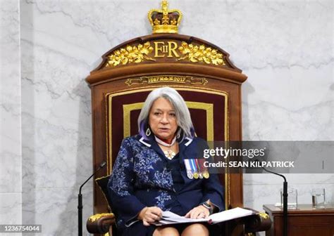 Mary Simon Politician Photos and Premium High Res Pictures - Getty Images