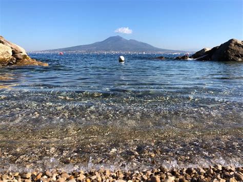 Stone Beach Castellammare Di Stabia Alles Wat U Moet Weten