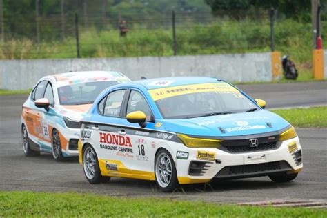 ISSOM 2022 Juara Umum OMR Honda City Hatchback OMR Honda Brio