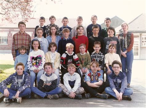 Photo De Classe Cm De Ecole Anatole France Souchez Copains D