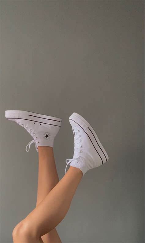 Pin By Michelle On Guardado R Pido Cute Converse Shoes Preppy Shoes