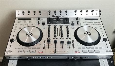 numark trak  trak traktor professional dj reverb