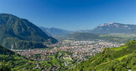 Cambio Colore Retromarcia Su Bolzano Resta Bianca