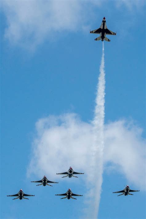 DVIDS Images Thunderbirds Headline Homestead Air Space Show