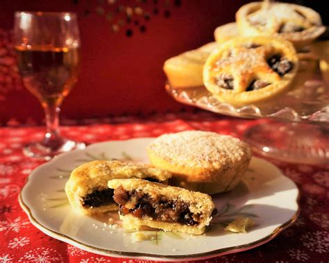 Buttery & sweet shortcrust pastry: as easy as (mince) pie – Moorlands Eater