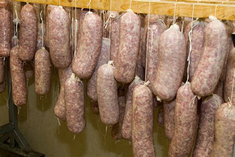 Gava, vendita ortaggi e salumi Sant’Urbano (Treviso)