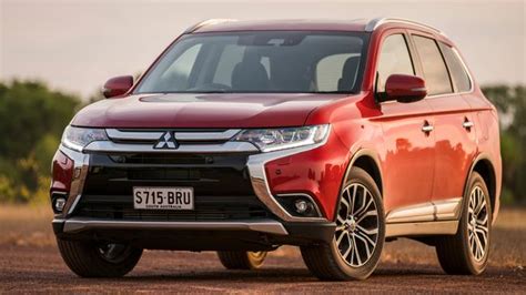 Seven Seaters Compared Mitsubishi Outlander V Nissan X Trail News