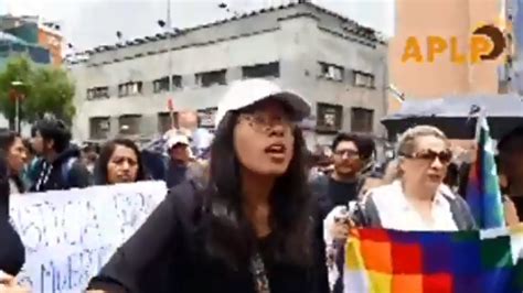 Video Estudiantes Universitarios De Bolivia Apoyan A Quienes Se