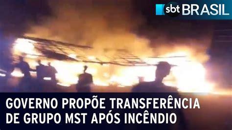 Inc Ndio Em Acampamento De Grupo Mst No Par Deixa Mortos Sbt