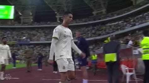 Ronaldo Kicks Water Bottle And Storms Off Following Al Nassr Defeat