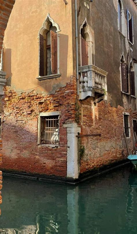 Pin by Katrien Schollaert on ꪜꫀꪀꫀɀíꪖ Venice italy Venezia La trip