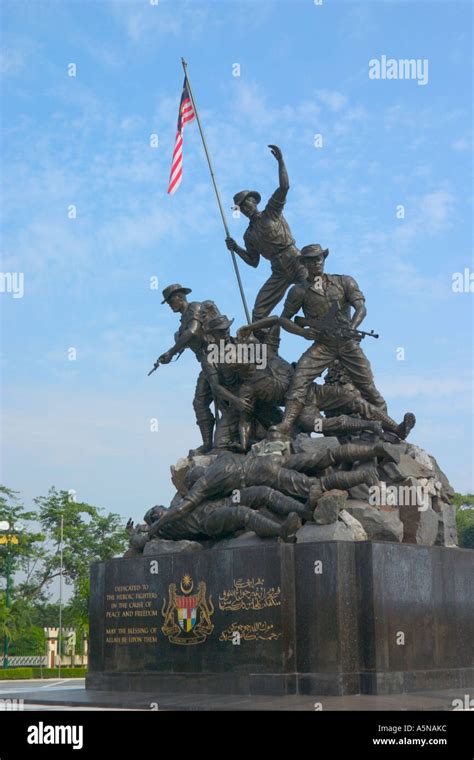 National Monument Or Tugu Negara In Kuala Lumpur Malaysia 2006 Stock