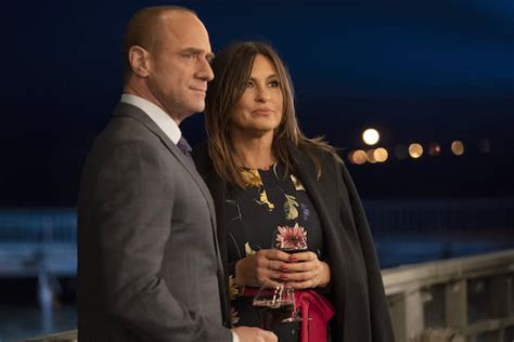 Law & Order: SVU Finale Recap: A 'Ship Finally Sets Sail! — Plus, Grade It!