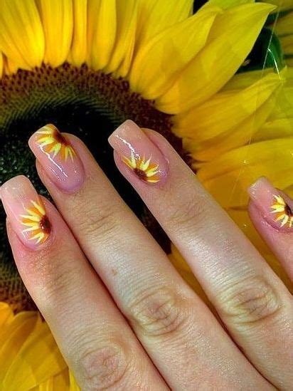 45 Cute Sunflower Nails Perfect For Adding A Pop Of Color Sunflower Nails Sunflower Nail Art