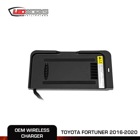 TOYOTA FORTUNER 2016 2020 OEM 15W Fastest Qi Wireless Charger With