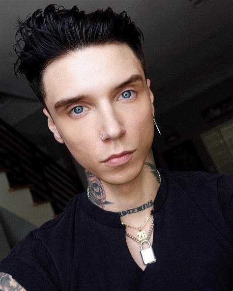 Pin On Andy Biersack