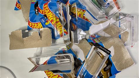 Opening Hot Wheels After A Long Day Of Work Youtube