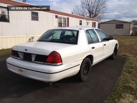 1999 Ford Crown Victoria Police Interceptor Sedan 4 Door 4 6l
