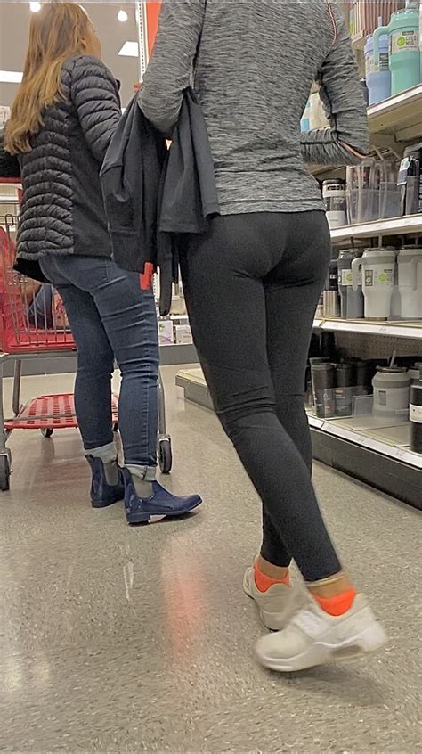 Sexy Lil Petite Tight Latina Teen In Leggings Spandex Leggings Yoga Pants Forum