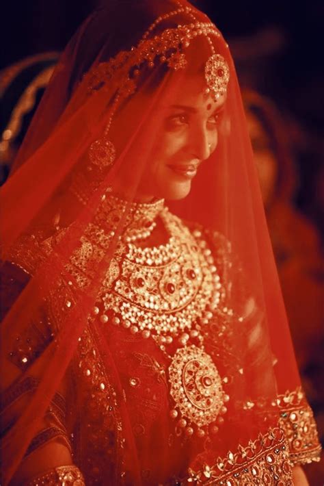 Pin By Asian Style On Jodhaa Indian Wedding Couple Photography