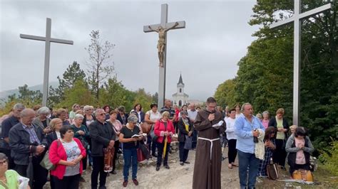 Pobožnost Puta križa na Kalvariji mjestu Božje blizine Vitez 15 09