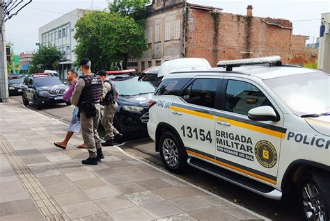 For A T Tica Prende Homem Apontado Como Autor De Duplo Homic Dio Em Rio