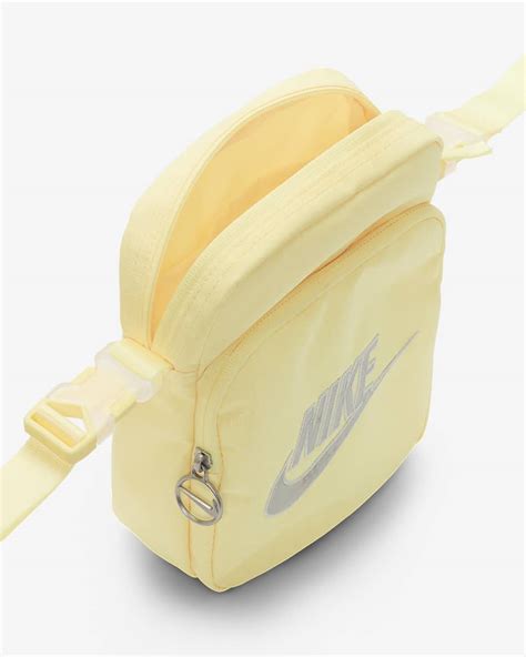 Nike Heritage Crossbody Bag 4L Nike JP