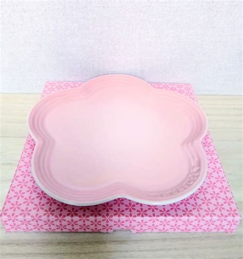 【未使用】未使用 ル・クルーゼ フラワープレート 23cm シェルピンク Le Creuset ストーンウェア 皿 ルクルーゼ フラワーコレクションの落札情報詳細 ヤフオク落札価格検索