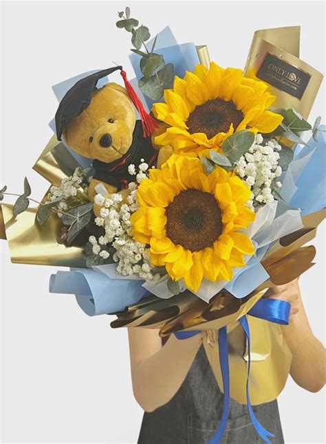 Gb Graduation Bouquet Sameday Flower Delivery To Malaysia Only Love