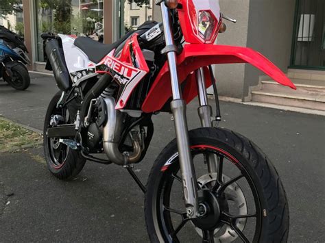 Moto RIEJU MRT 50 Super Motard Nouveau Model 138x24 Mois Neuve