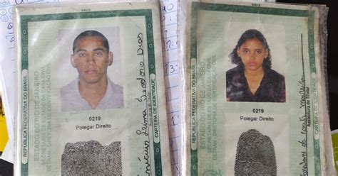 Duas Carteiras De Identidade Foram Encontradas Perdidas No Bairro S O