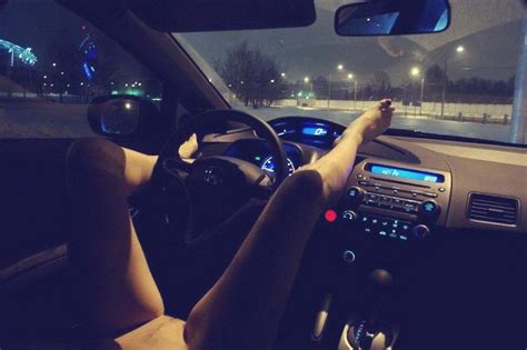 Central Adult Humors Agency Hot Babe Completely Naked In Car