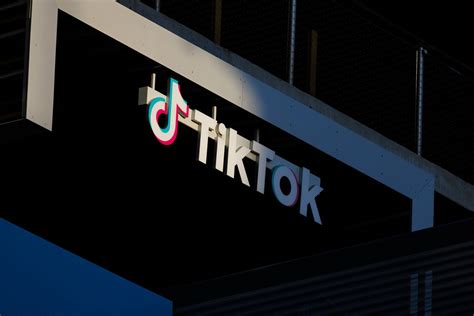 [新聞] 我跟進美國、印度禁用？ 唐鳳：tiktok就是危害產品 Ptt Hito