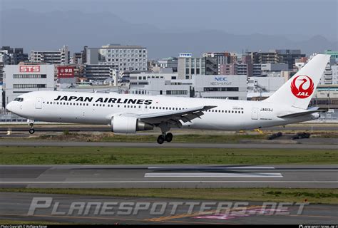 Ja J Japan Airlines Boeing Er Photo By Wolfgang Kaiser Id