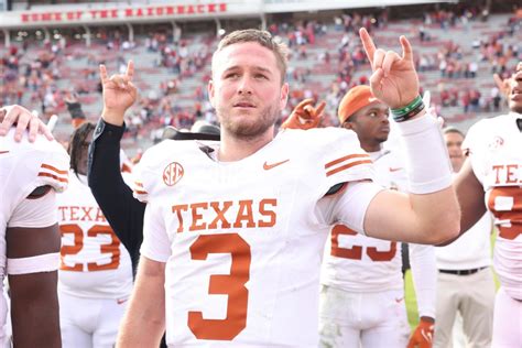 Texas Qb Quinn Ewers Yet To Decide On Future Plans Athlon Sports