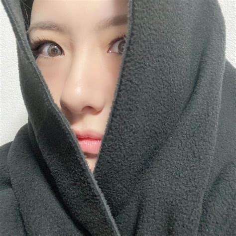 岩村菜々美さんのインスタグラム写真 岩村菜々美instagram「選べないから全部載せとくね。 何枚目が好きかも聞かせてくれたら今後に