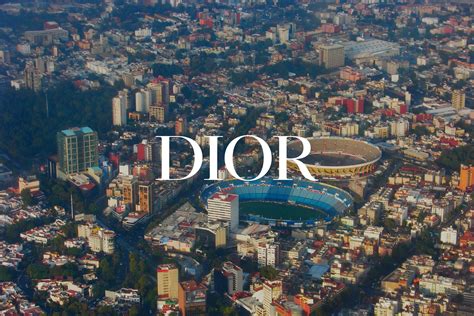 Dior Presenter La Sua Collezione Cruise A Citt Del Messico