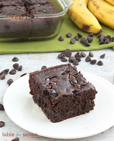 Secret Ingredient Chocolate Cake Recipe | FaveSouthernRecipes.com