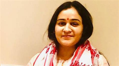 Samajwadi Party Mulayam Daughter In Law Aparna Yadav Set To Join Bjp Dgtl Anandabazar