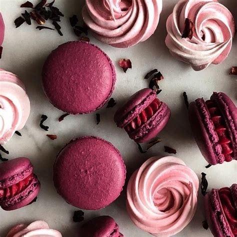 Pin By Lydia Van Alsenoy On Burgundy And Pink Macaron Cookies