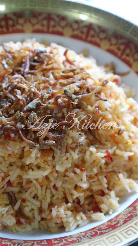 Nasi Goreng Cili Merah Yang Simple Dan Sedap - Azie Kitchen