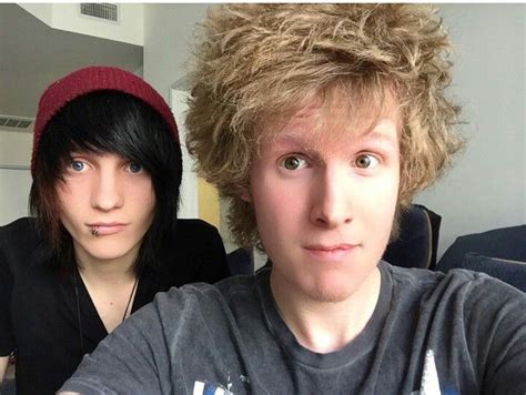 Johnnie Guilbert And Bryan Stars Bryan Stars Johnnie Guilbert Youtubers Life