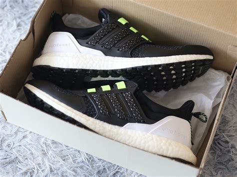 Đánh Giá Chi Tiết Về Ultraboost 1 0 Atr Bounty Sneakers