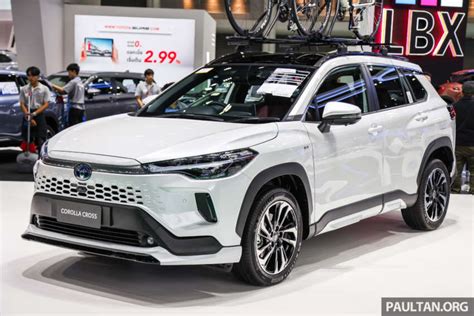 Toyota Corolla Cross 2024 bản nâng cấp sắp ra mắt tại Việt Nam giá bán