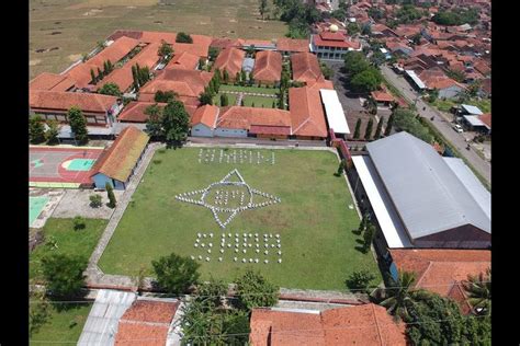 Terbaik Dan Penuh Prestasi Inilah 10 SMA Favorit Di Kota Tegal Tinggi