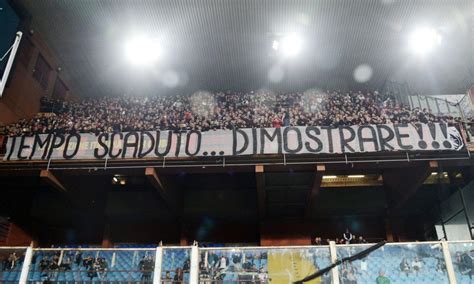 Milan Prosegue La Contestazione Della Curva Sud Tempo Scaduto