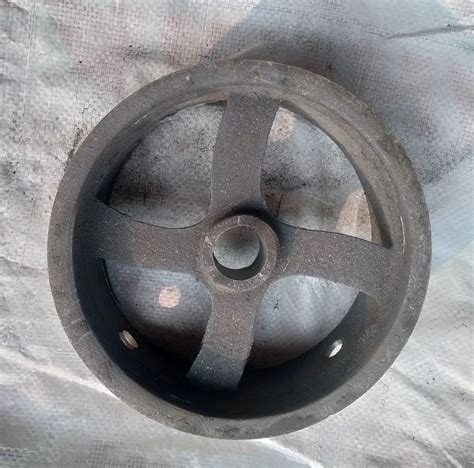 8inch Cast Iron Motor Patta Pulley Capacity 2 Ton Single Groove At