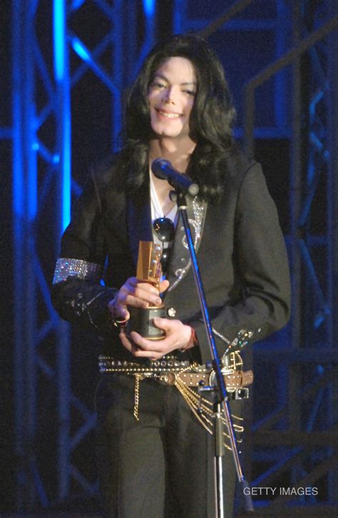 Michael Jackson Received MTV Legend Award In 2006 Michael Jackson